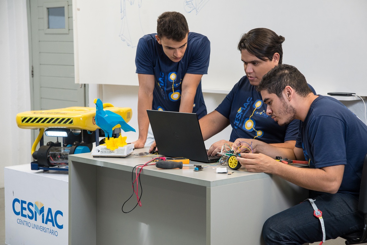 Pós-Graduação no CESMAC: especialize-se e avance na área de Exatas