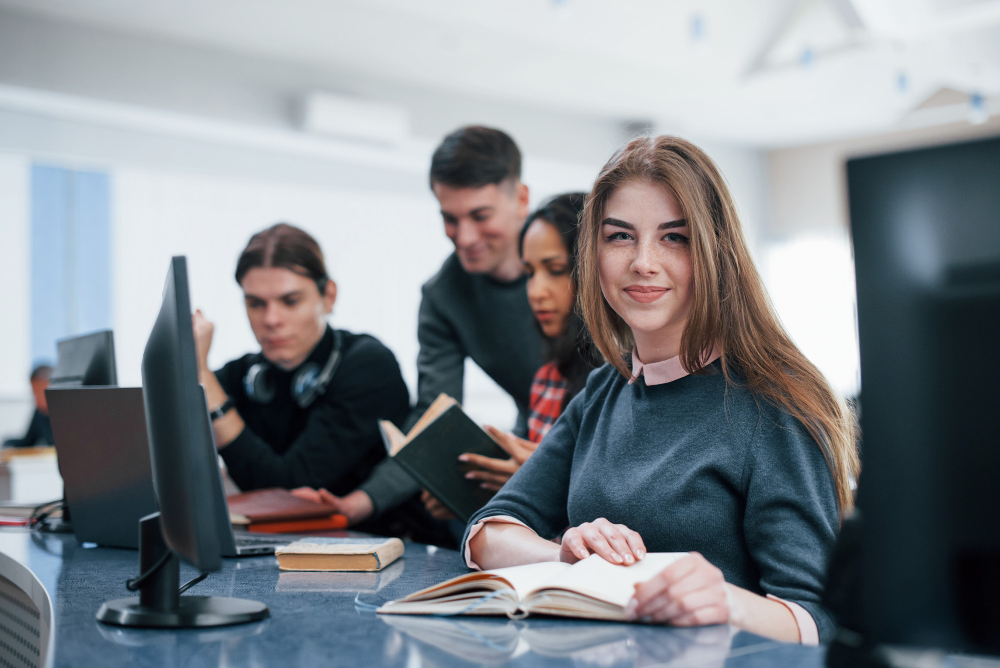 Onde buscar vagas de estágio: confira os principais canais para estudantes